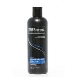 TRESemme' Vitamin E Luxurious Moisture Shampoo Unisex 500ML